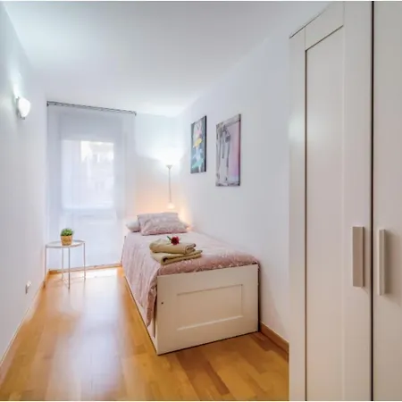 Op Homeholidaysrentals Jos - Costa Barcelona Apartment
