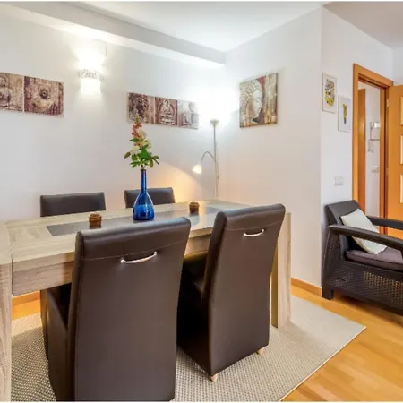 Op Homeholidaysrentals Jos - Costa Barcelona Calella